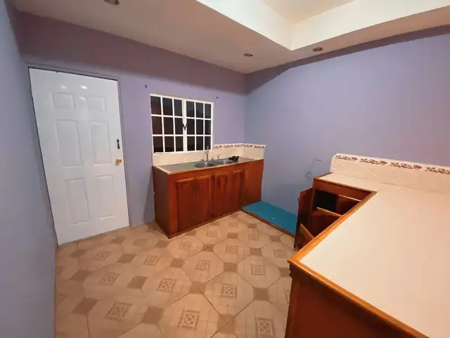 2-bedroom apartment in Calcutta Taitt, Madhoo Trace to rent, Freeport