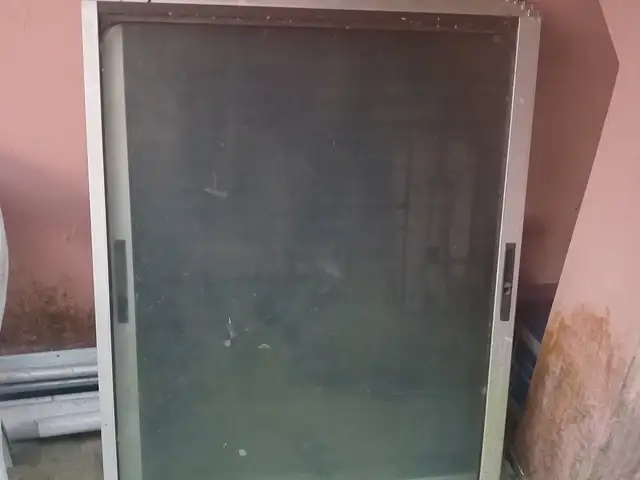 Aluminum windows, Longdenville