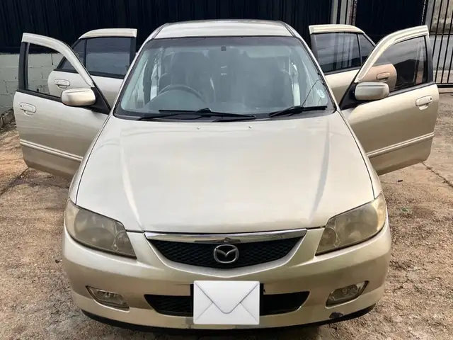 Mazda 323