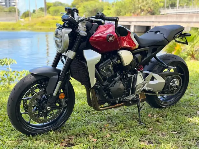 2019 Honda CBR1000RR, California