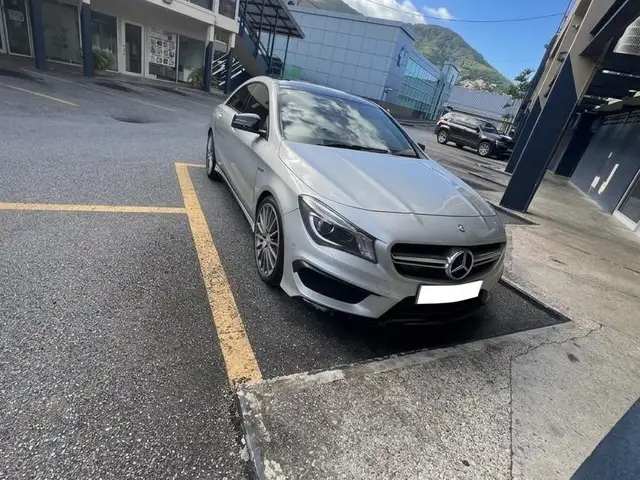 Mercedes Benz CLA-Class