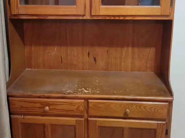 Wooden Kitchen Cabinet, Champs Fleurs