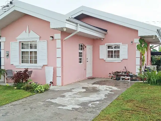 2-bedroom house in Glendale Gardens to rent, Chaguanas