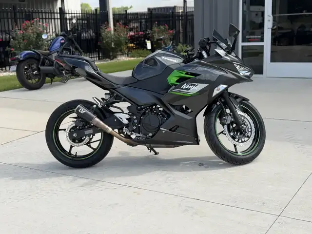 2023 Kawasaki NINJA 400, Alyce Glen