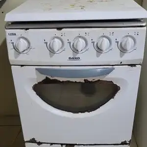 Used Gas Stove, Champs Fleurs