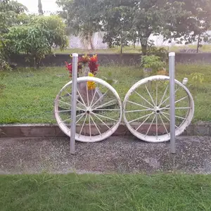 Metal decor garden wheels, Charlieville