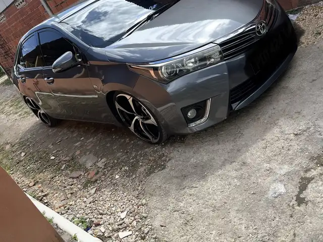 Toyota Altis