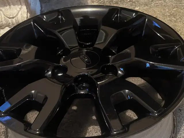 18 inch OEM Ford Wildtrak Rims, San Fernando