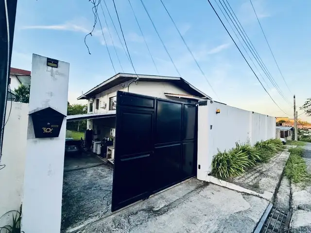 7-bedroom, 2-storey in Diamond Village, San Fernando neighbourhood, San Fernando