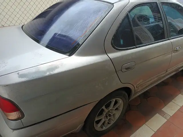 Nissan B15