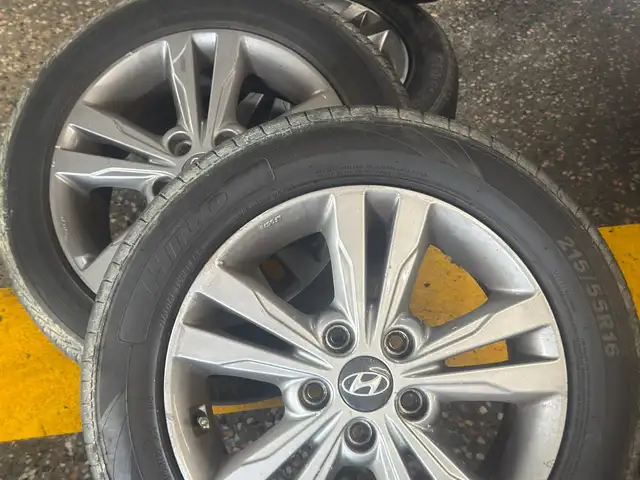 OEM Hyundai Elantra Rims and Tyres., Piarco