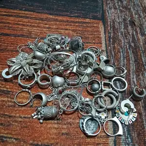 Silver 10 per Gram, Curepe
