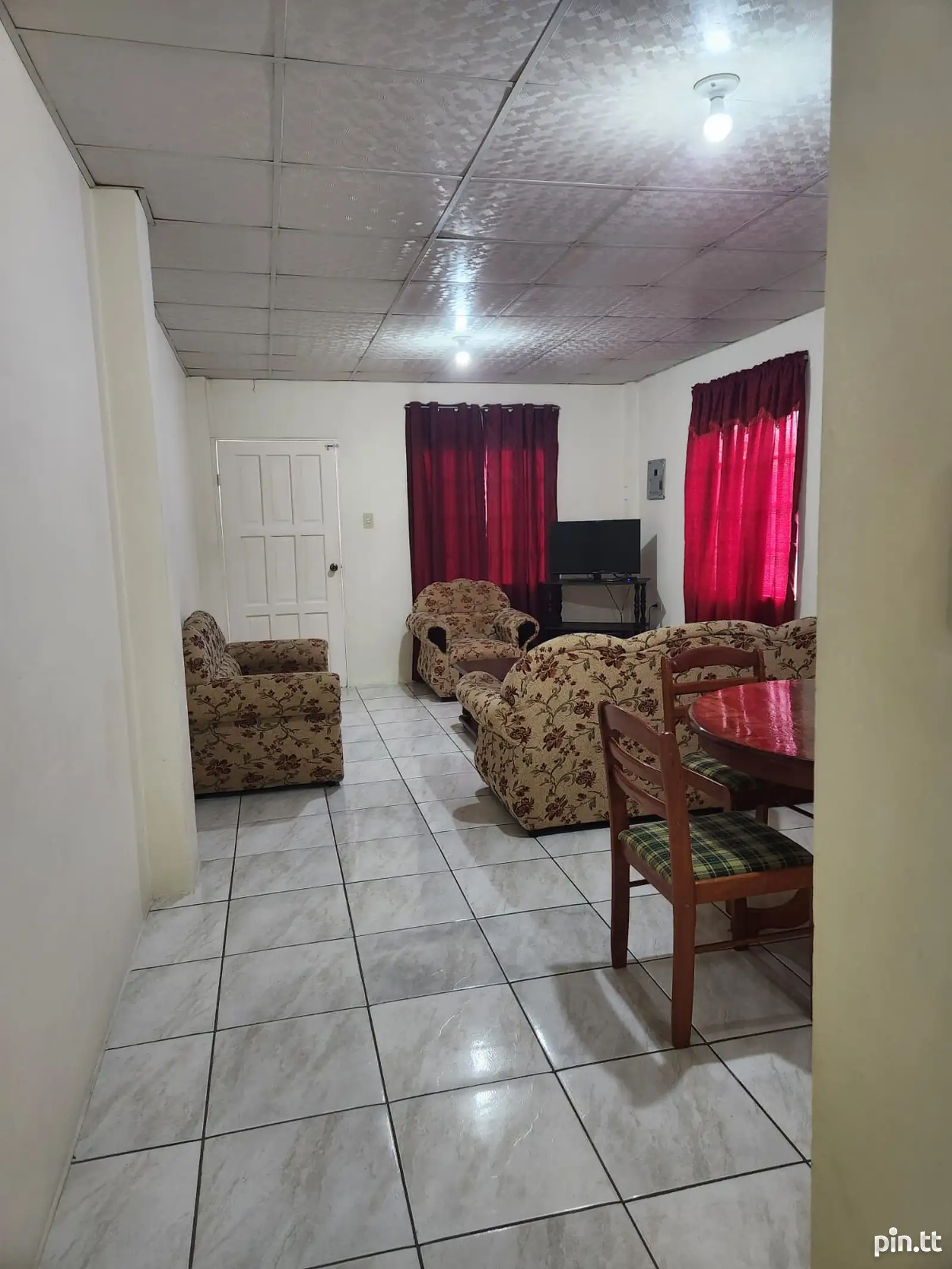  1-bedroom apartment in Tacarigua to rent, Tacarigua