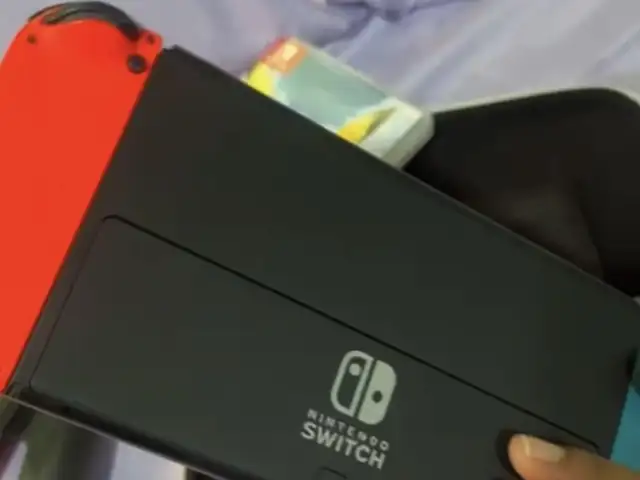 Nintendo Switch OLED, D'abadie