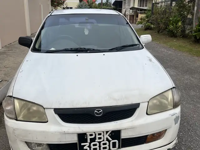 Mazda 323