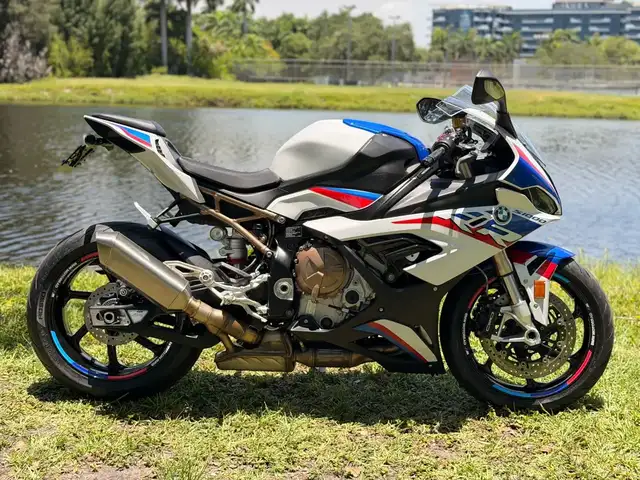 2020 BMW S 1000 RR, Port of Spain