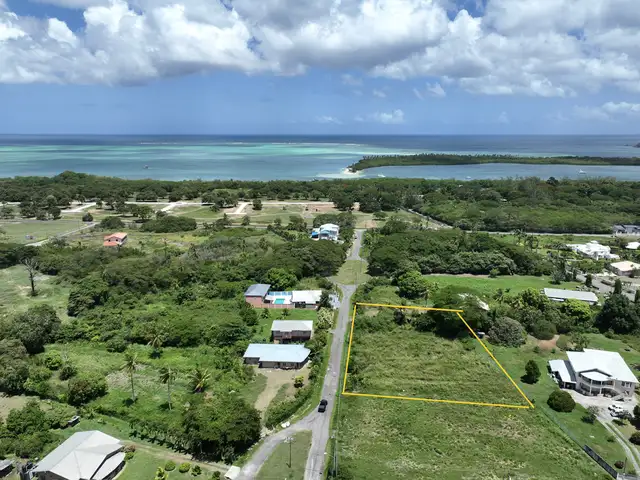 Residential land 27413 sq.ft, Bon Accord