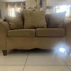 Used 5 seater Couch set, Aranguez