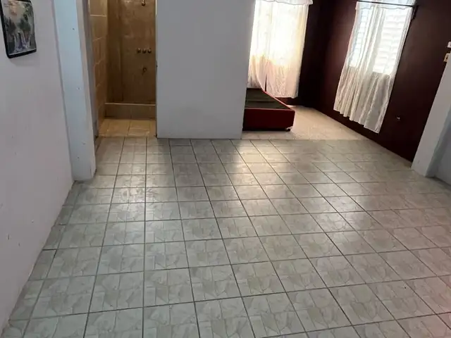 Studio apartment in Black Rock to rent, Black Rock