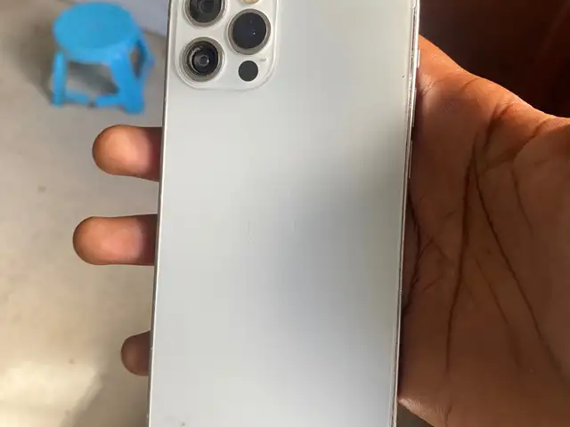 iPhone 12 Pro, Port of Spain