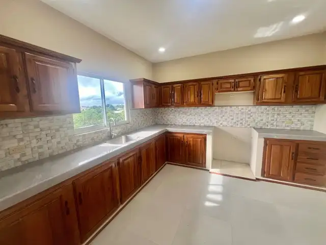 2-bedroom apartment in Dow Village South Oropouche to rent, Dow Village