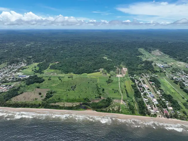 Residential land 1873080 sq.ft, Mayaro