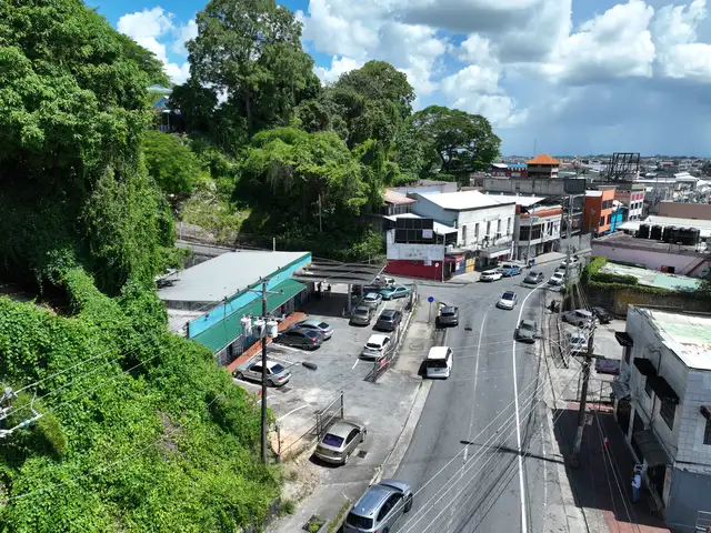 PRIME COMMERCIAL PROPERTY LIBRARY CORNER SAN FERNANDO, San Fernando