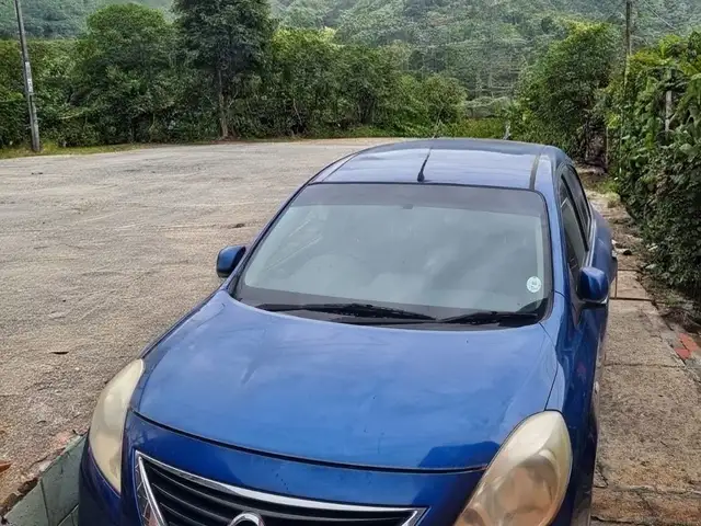 Nissan Versa