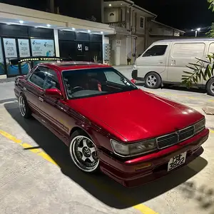 Nissan Laurel