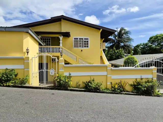 2-bedroom apartment in Friendship Village, San Fernando to rent, San Fernando