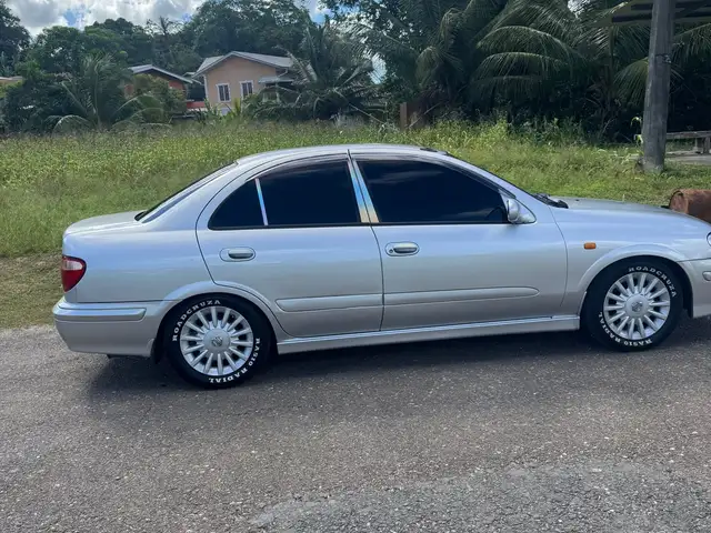 Nissan Almera