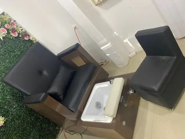 Luxury pedicure station, Piarco