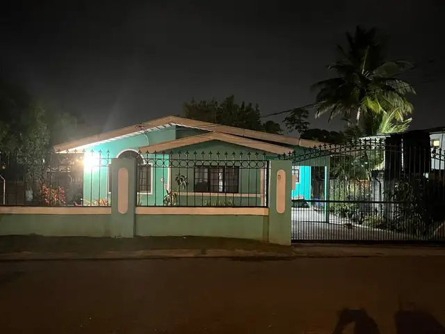 3-bedroom house in Cleaver Road to rent, Arima