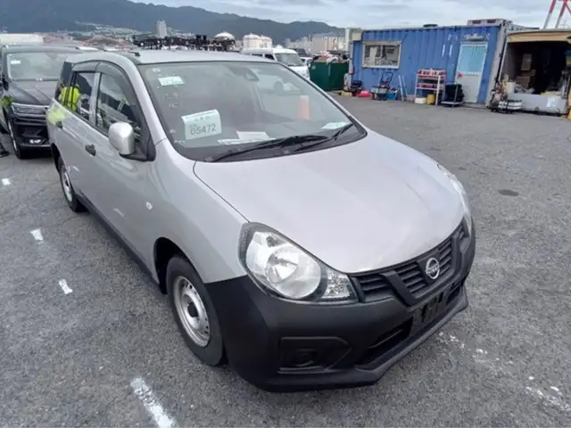 Nissan AD Wagon