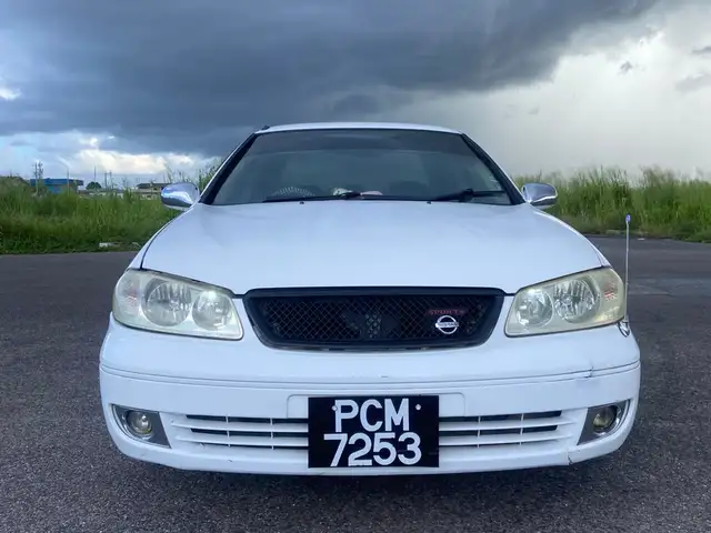 Nissan Almera