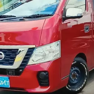 Nissan NV350