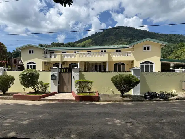 8-bedroom house in Fairview for sale, Diego Martin
