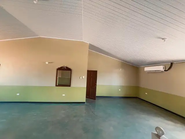 2-bedroom apartment in Endeavour Gardens, Price Plaza, Chaguanas to rent, Chaguanas