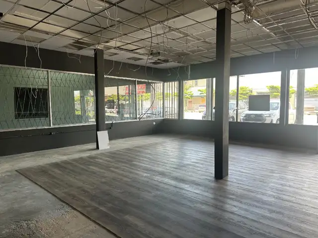 Commercial, Chaguanas