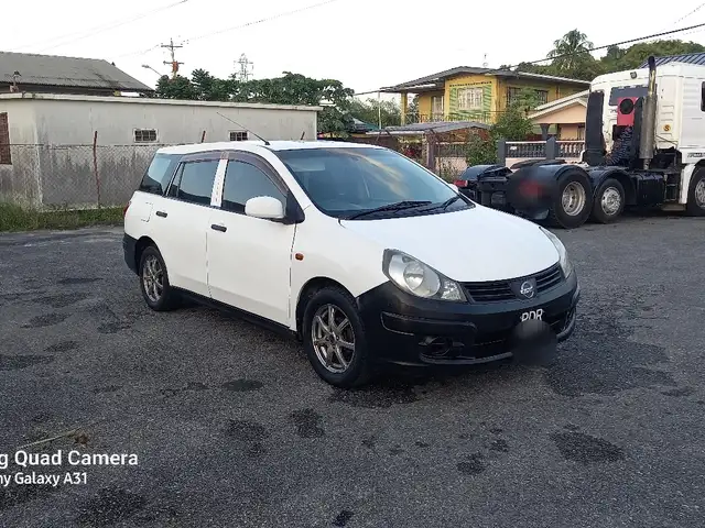 Nissan AD Wagon