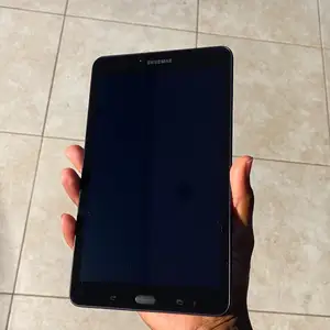 Samsung tabs, El Dorado