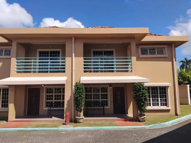 2-bedroom townhouse in Central Park Couva to rent, Couva