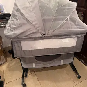 Baby rocking bassinet, Barataria