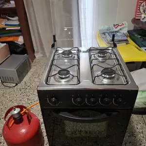 Gas stove and gas tank, Diego Martin