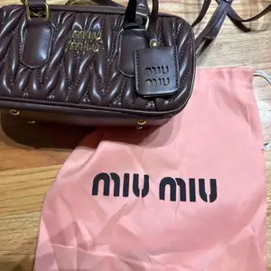 MIU MIU BAG, Westmoorings