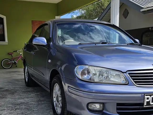Nissan Almera
