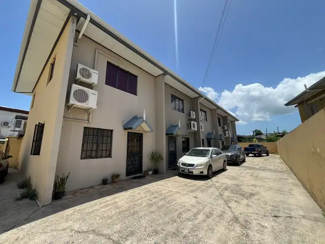 2-bedroom townhouse in 12th Street, Barataria to rent, Barataria