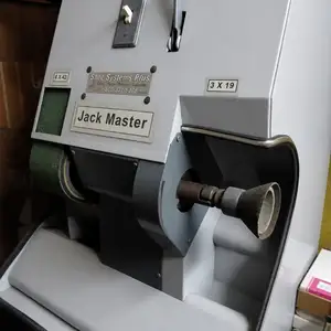 Cobbler Shoe Sander, Alyce Glen