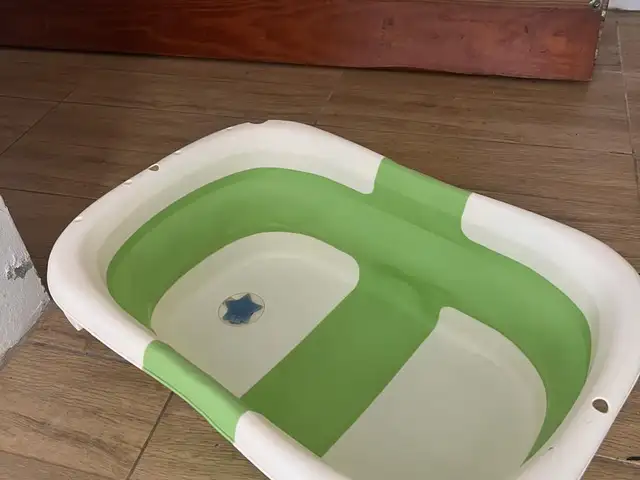 Baby bath tub, Chaguanas