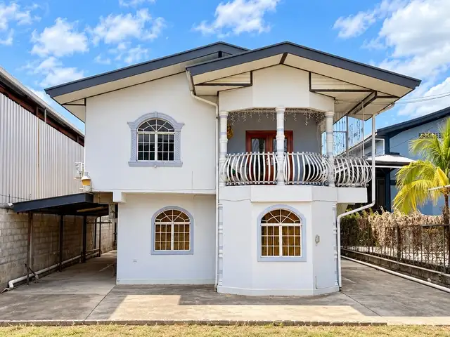  6-bedroom house in Aranguez for sale, Aranguez